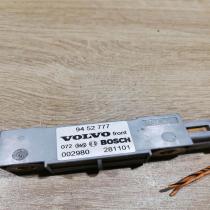 9452777   Airbag deployment crash/impact sensor Volvo V70
