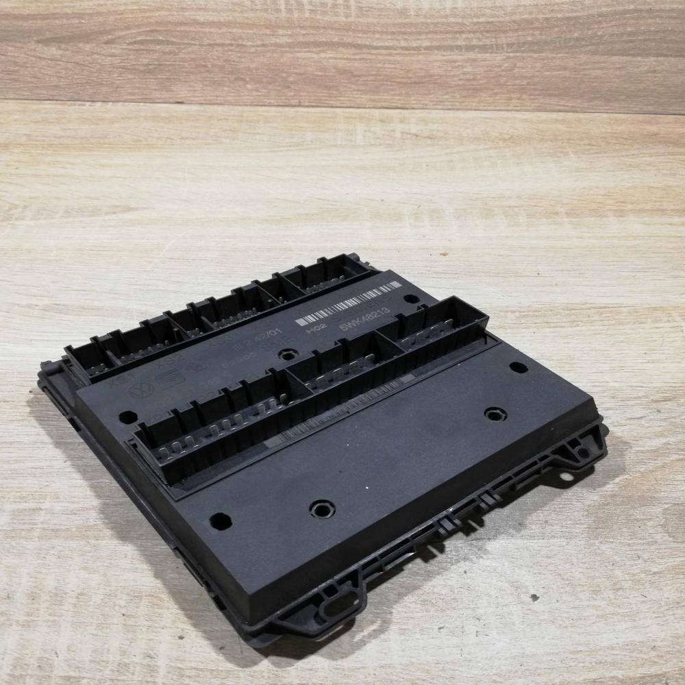 6q2937049b 5wk48213  Comfort/convenience module Skoda Fabia Mk1 (6Y)