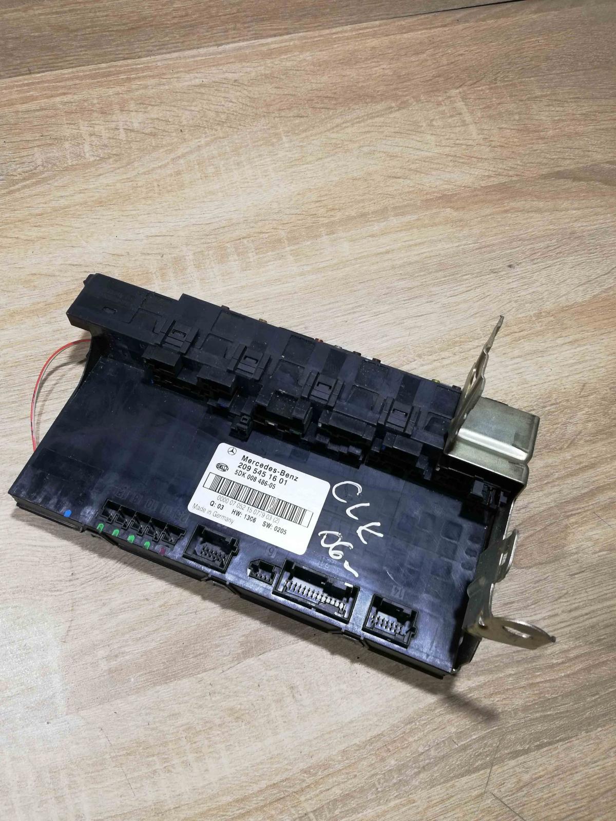 2095451601   Fuse module Mercedes-Benz C W203