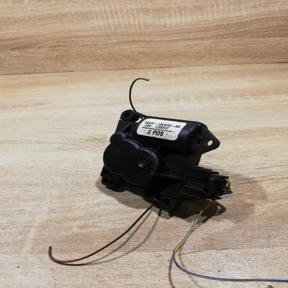 xs4h19e616 ab   Air flap motor/actuator Ford Focus