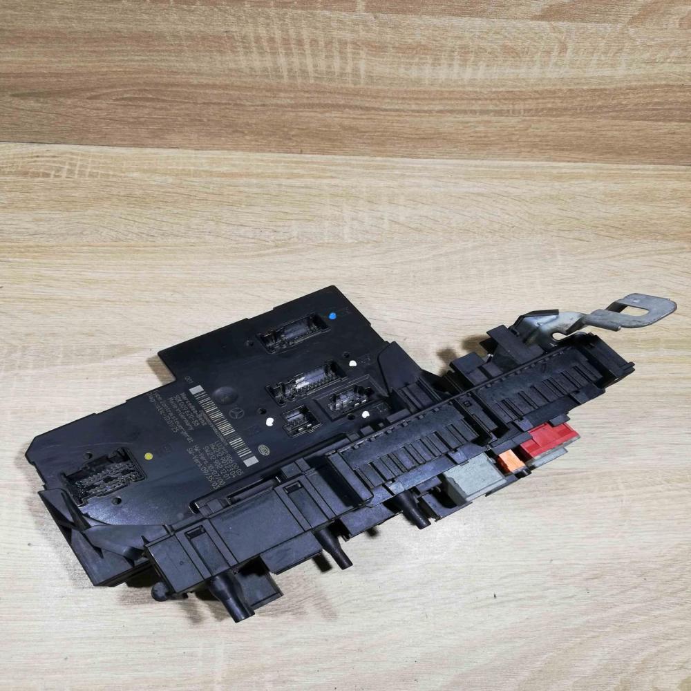 5DK009620 88 2129060005  Fuse module Mercedes-Benz E W212