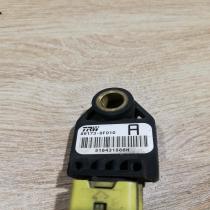 89173 0F010   Airbag deployment crash/impact sensor Toyota Corolla Verso AR10