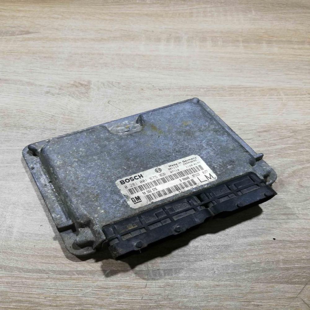0281001675 90562575  Engine control unit/module ECU Opel Astra G