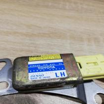 89834 42010 187900 1121  Airbag deployment crash/impact sensor Toyota RAV 4 (XA2