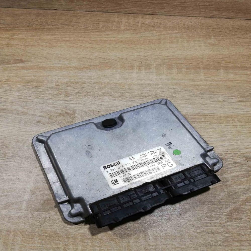 0281010271 24417196 unit Engine control unit/module ECU Opel Vectra B