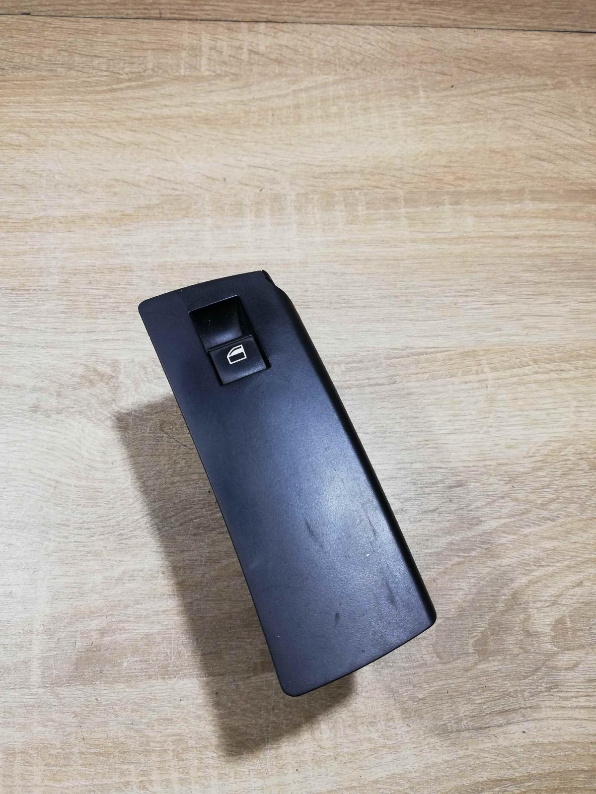 6944556   Electric window control switch BMW X5 E53