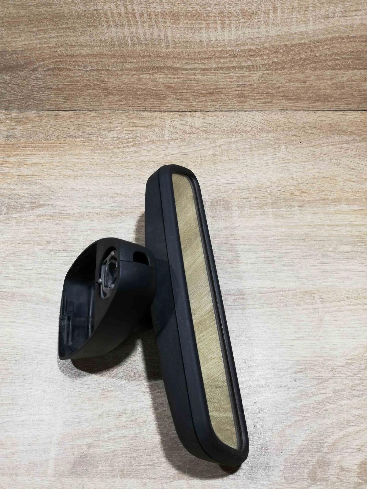 8236774   Rear view mirror (interior) BMW X5 E53