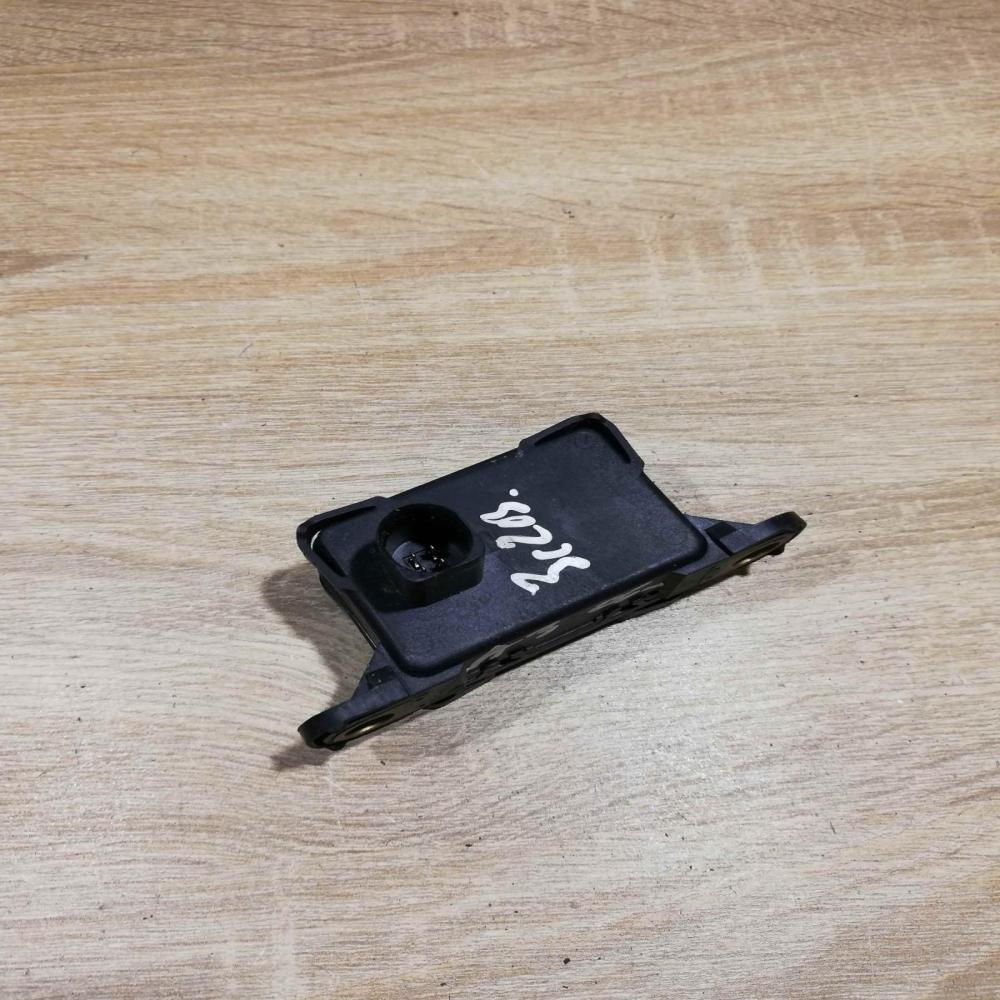 7P0907652   ESP acceleration yaw rate sensor Volkswagen Transporter - Caravelle