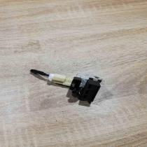 90980 05357   Aerial antenna amplifier Toyota Auris 150