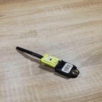 89831 02060   Airbag deployment crash/impact sensor Toyota Auris 150
