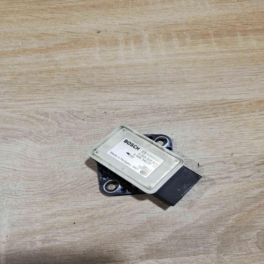 A9065420518 0265005628  ESP acceleration yaw rate sensor Mercedes-Benz Sprinter