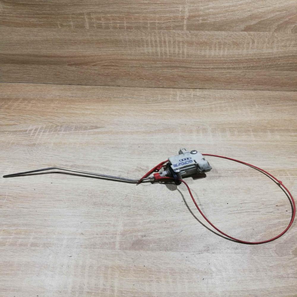380959781 4F08621538  Fuel tank cap lock motor Audi A6 S6 C6 4F
