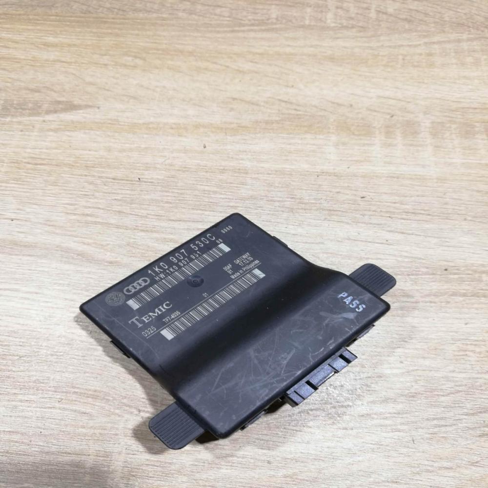 1K0907530C   Gateway control module Volkswagen Touran I