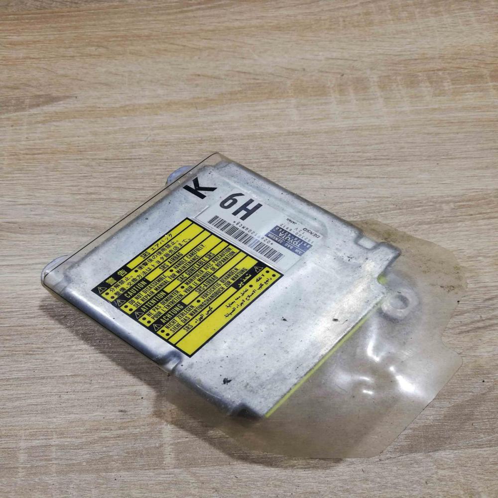 89170 42160 152300 6912  Airbag control unit/module Toyota RAV 4 (XA20)