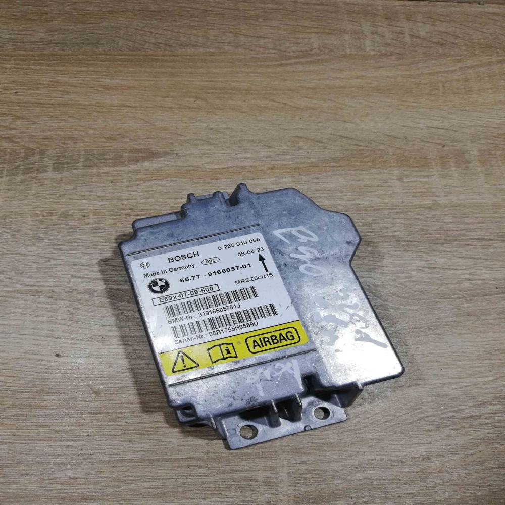 9166057 0285010066  Airbag deployment crash/impact sensor BMW 3 E90 E91