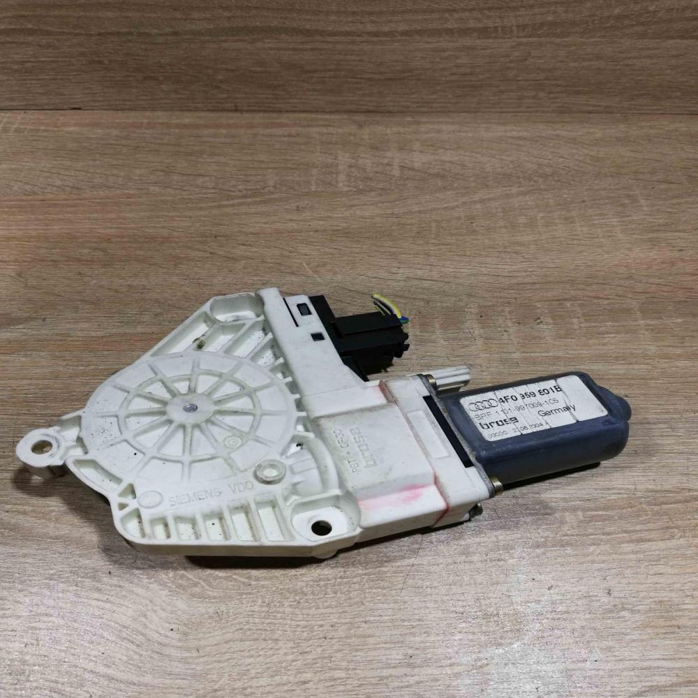 4F0959801B   Front door window regulator motor Audi A6 S6 C6 4F