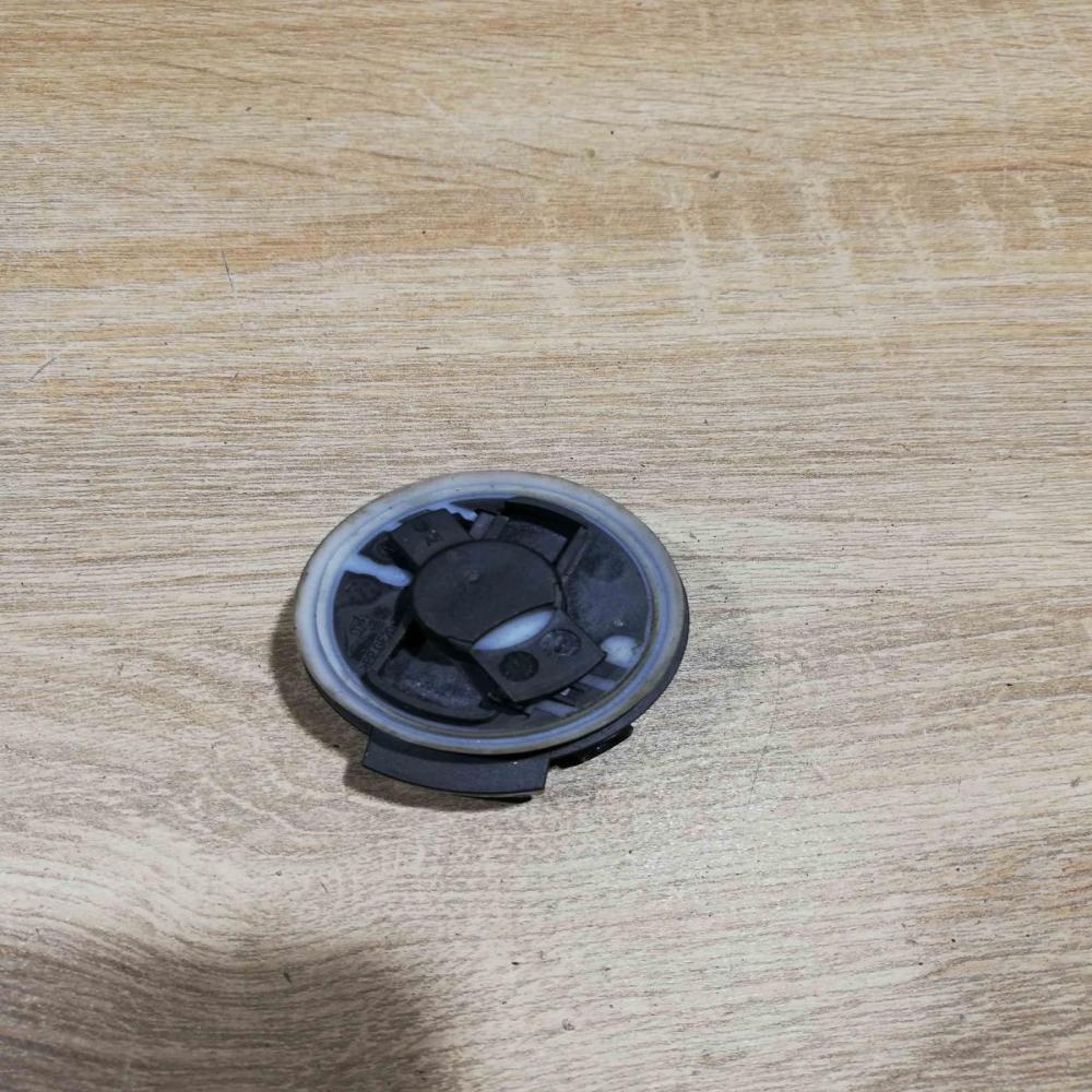 5Q0959354   Airbag deployment crash/impact sensor Volkswagen PASSAT B8