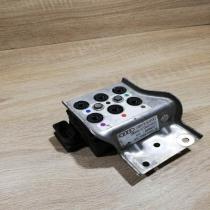 4E0616014 151524 00013  Air suspension valve block Audi A8 S8 D3 4E