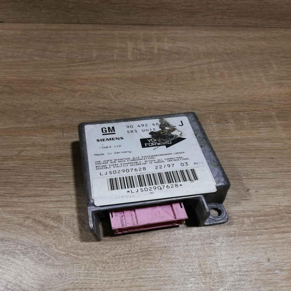 90492467   Airbag control unit/module Opel Omega B1