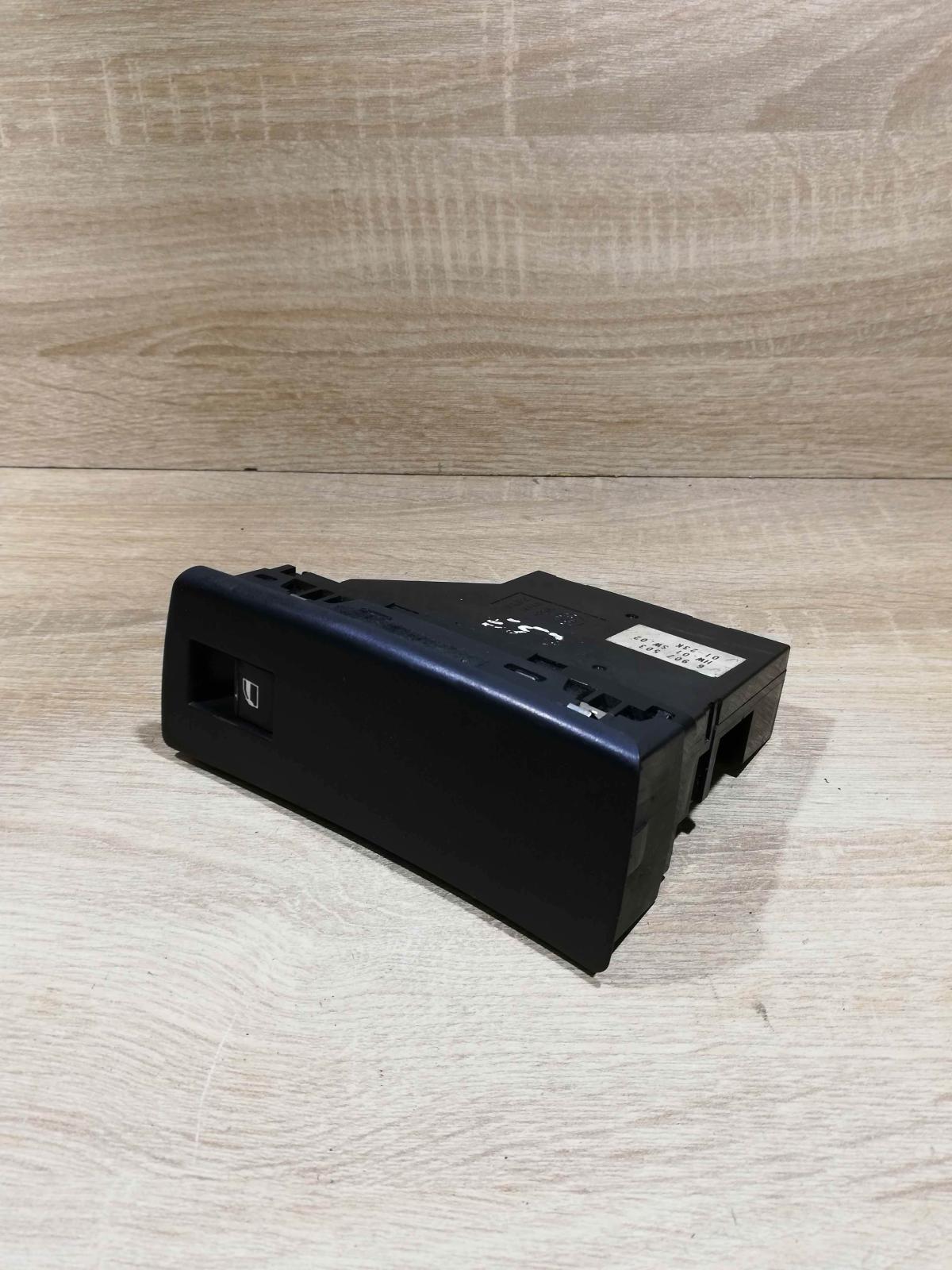 6907503 Unit  Electric window control switch BMW X5 E53