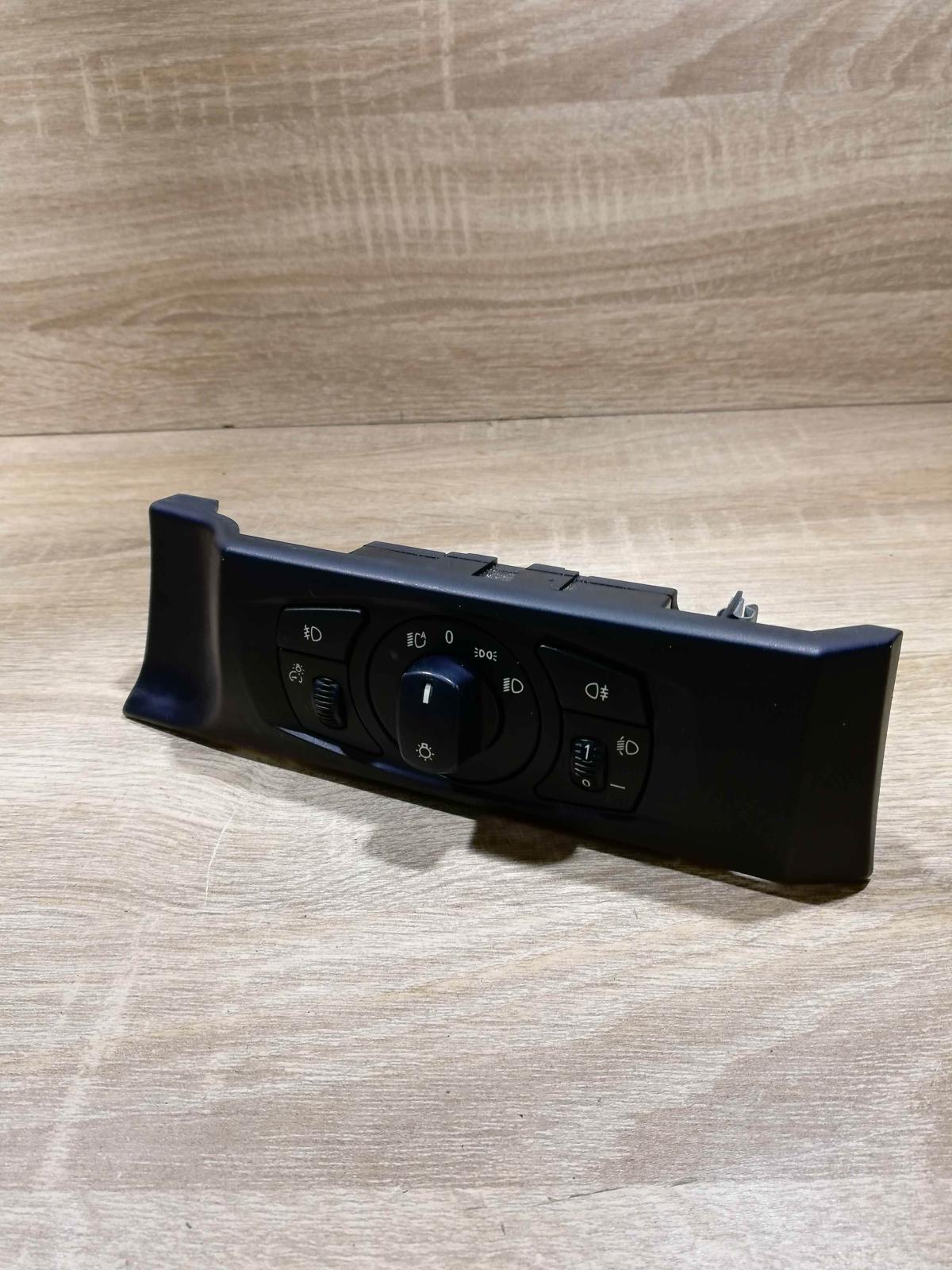 6925295 33290201  Light switch BMW 5 E60 E61