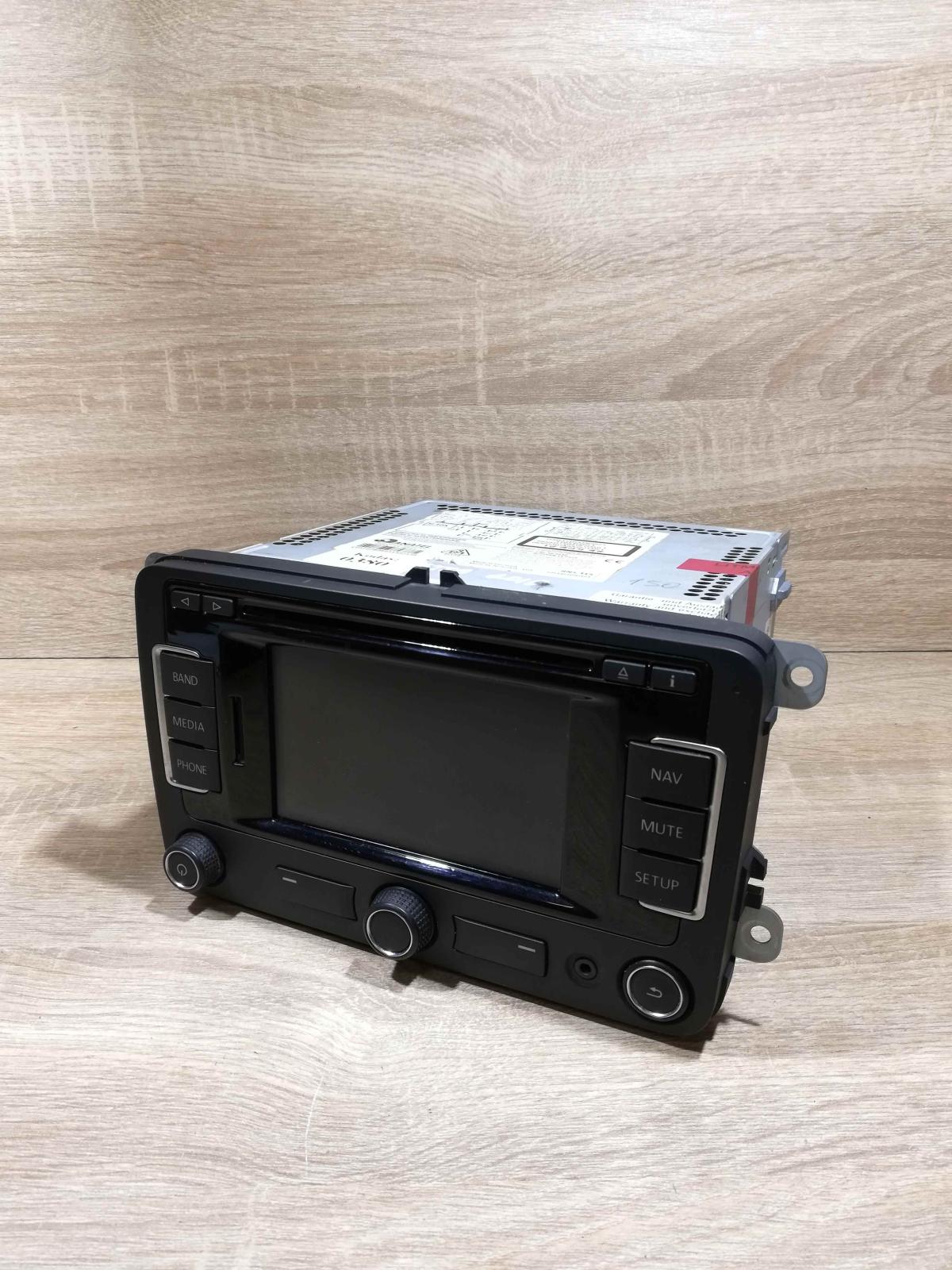 1Q0035274K VWRNS315NAR  Radio/CD/DVD/GPS head unit Volkswagen Jetta VI