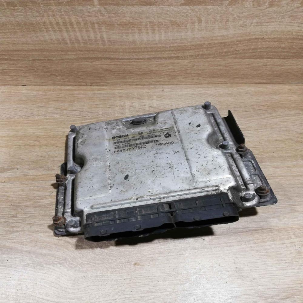 0281011281 P04727770AD  Engine control unit/module ECU Chrysler Voyager