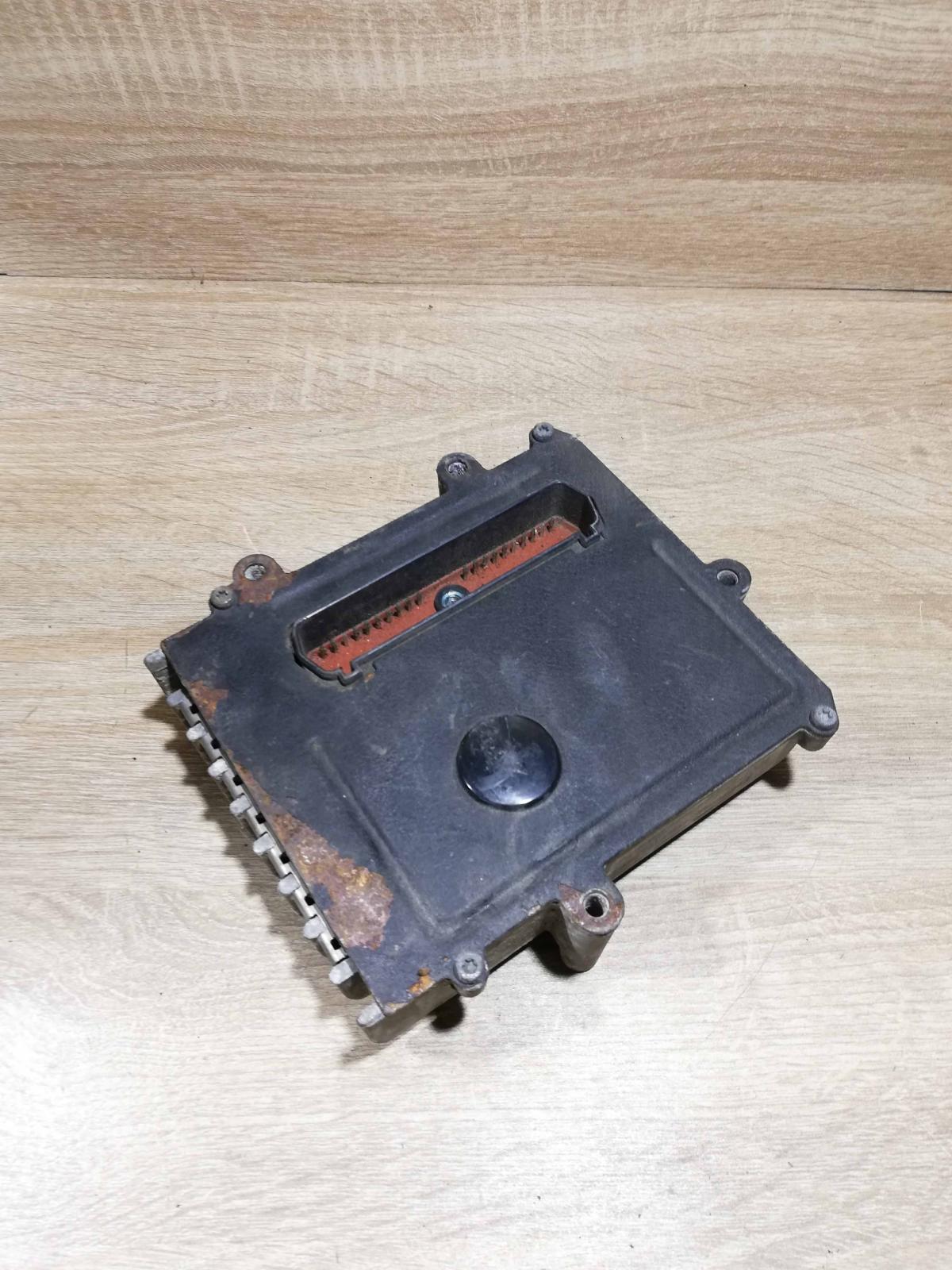 P04686952AF 04686952AF  Engine control unit/module ECU Chrysler Voyager
