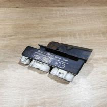 701919506A   Coolant fan relay Volkswagen Sharan
