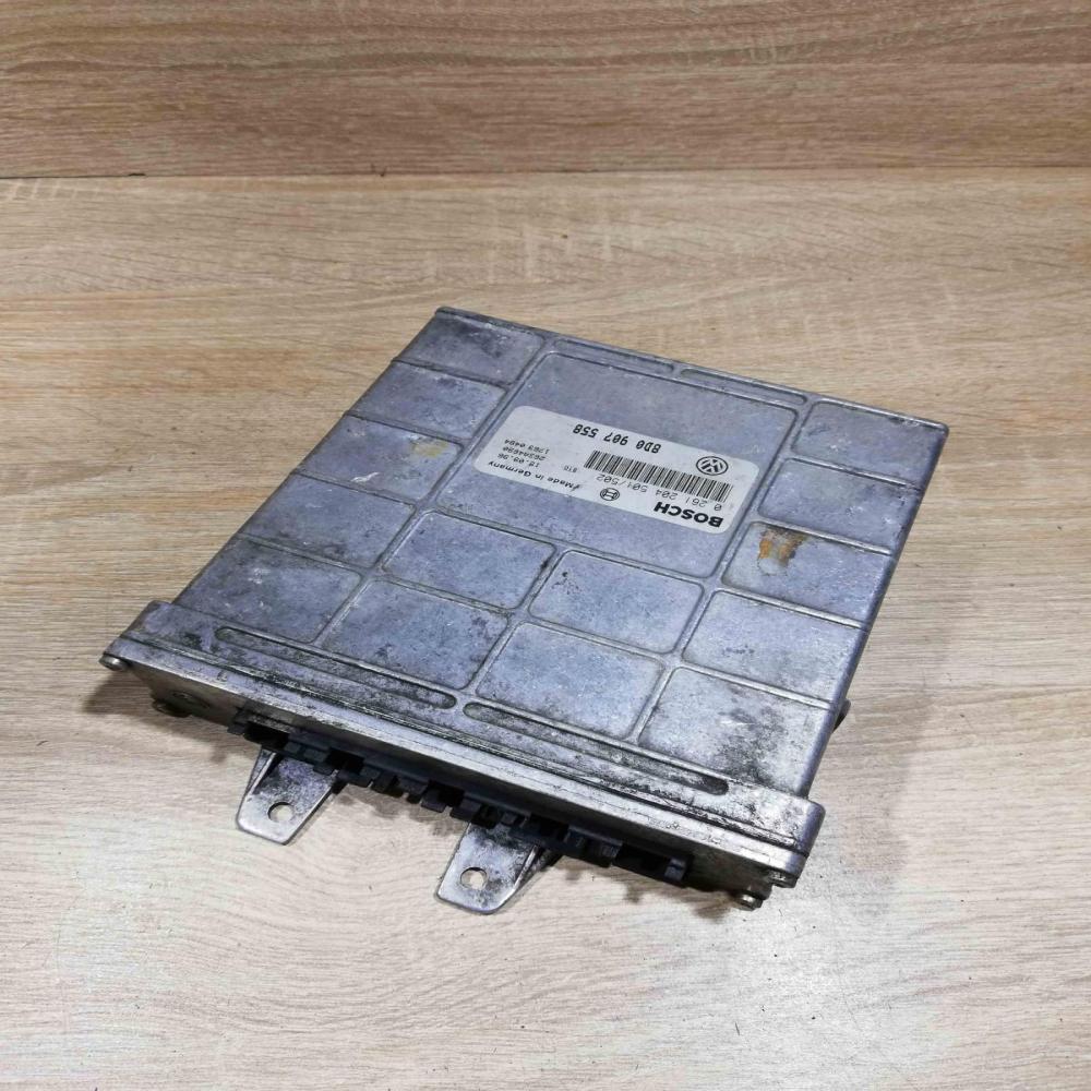 8D0907558 0261204501/502  Engine control unit/module ECU Volkswagen PASSAT B5
