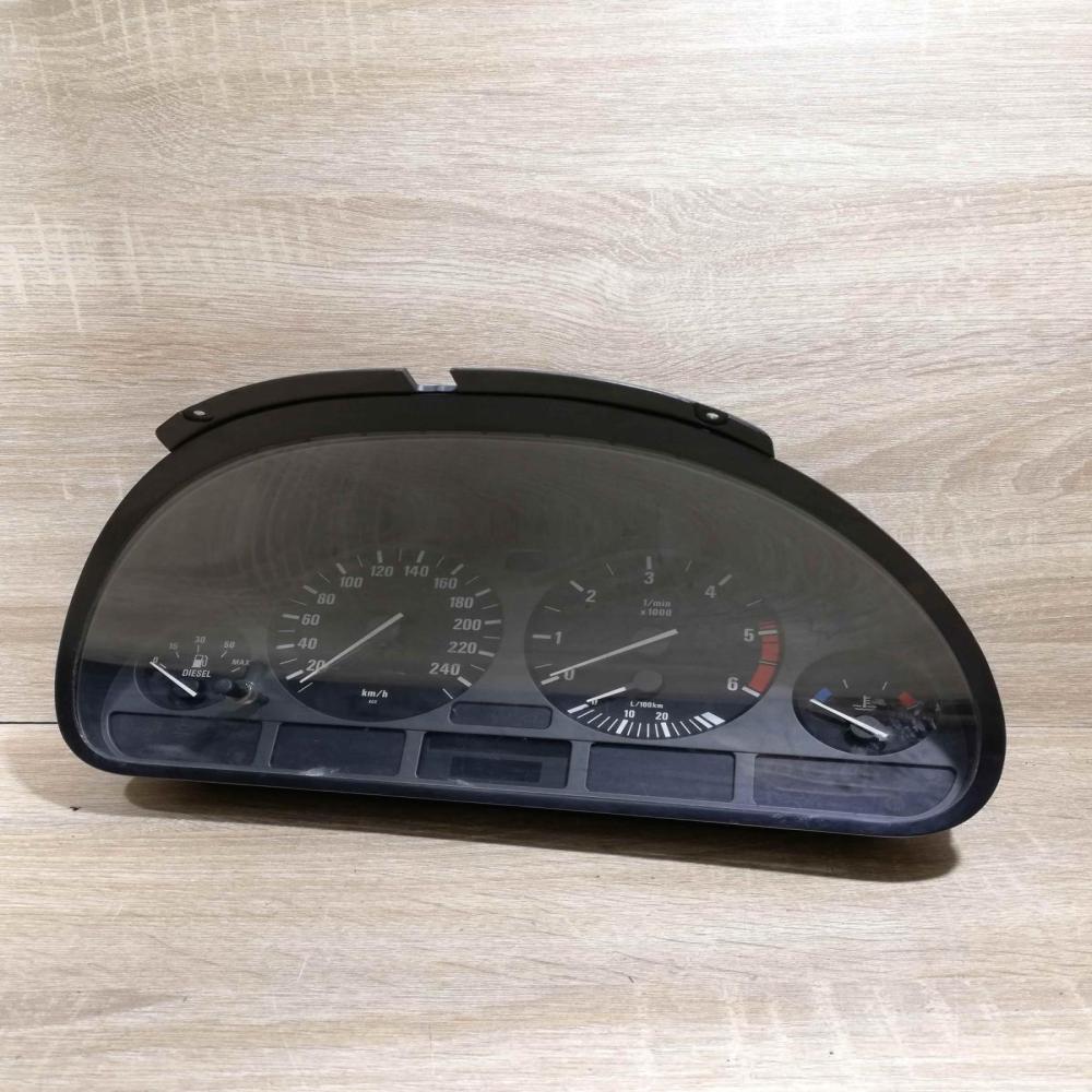 8375902 110008735 047  Speedometer (instrument cluster) BMW 5 E39