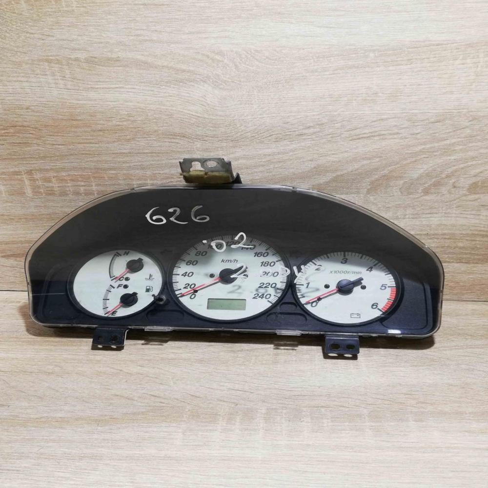 20228155141   Speedometer (instrument cluster) Mazda 626