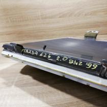 FEGE6WD   Speedometer (instrument cluster) Mazda 626