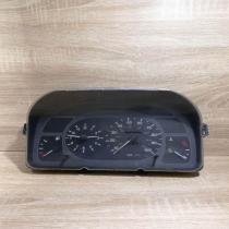251099 002 01  Speedometer (instrument cluster) Mazda 323