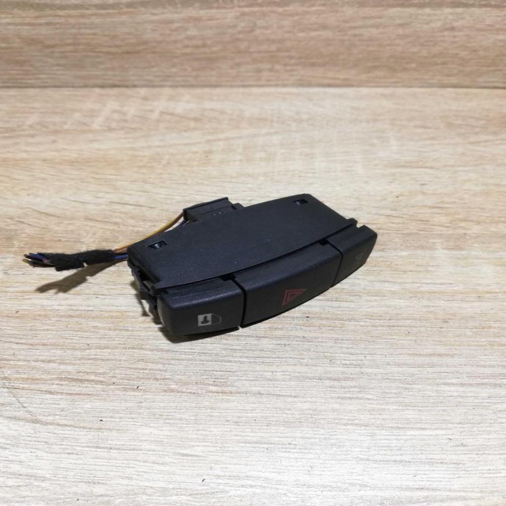 6945603   Hazard light switch BMW 1 E81 E87