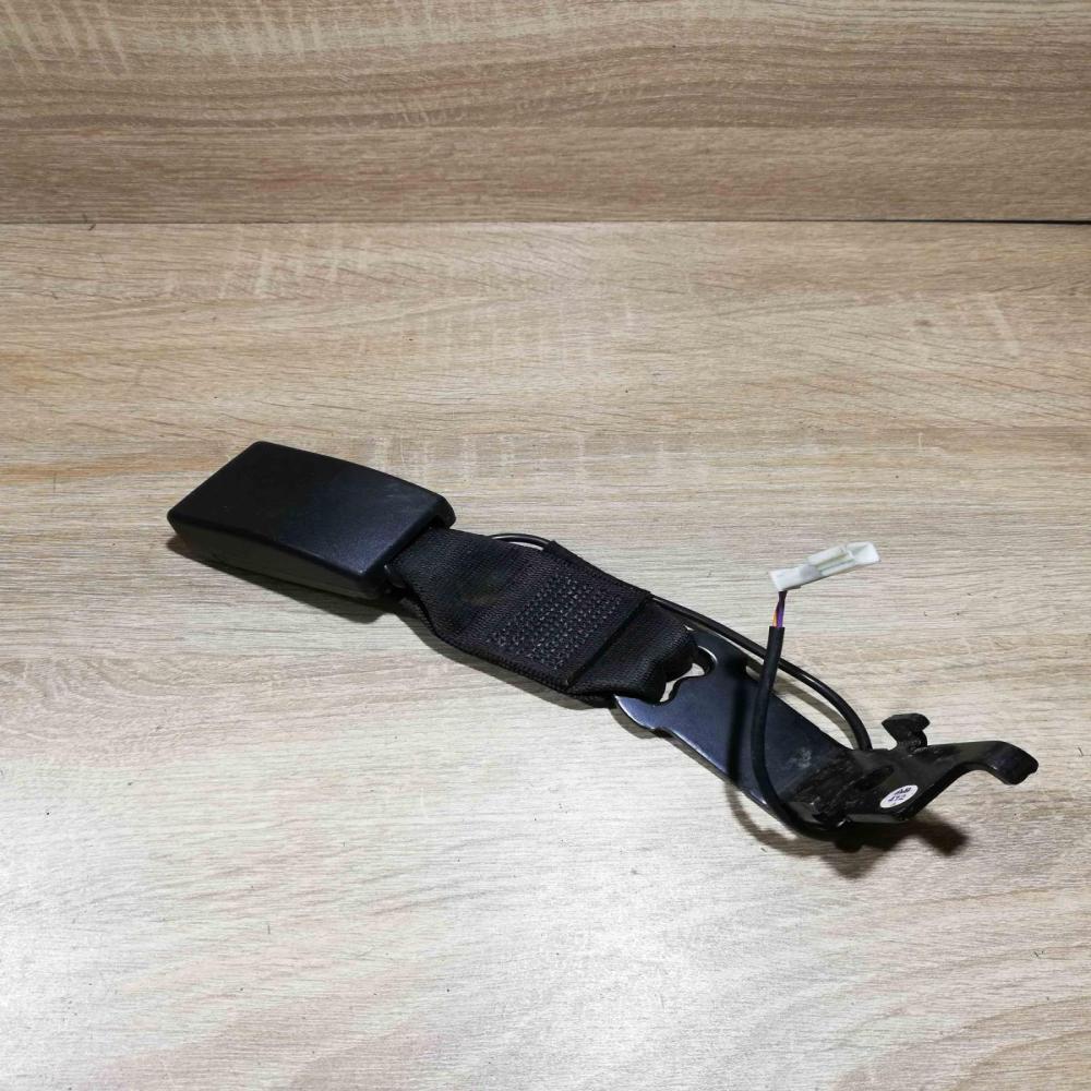 7321413   Rear seatbelt buckle BMW X5 F15