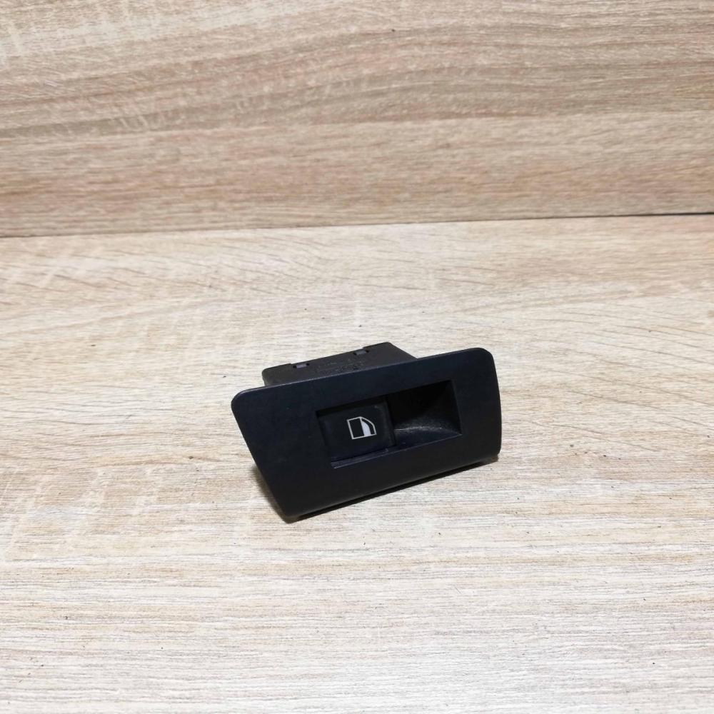 8385955   Electric window control switch BMW X5 E53