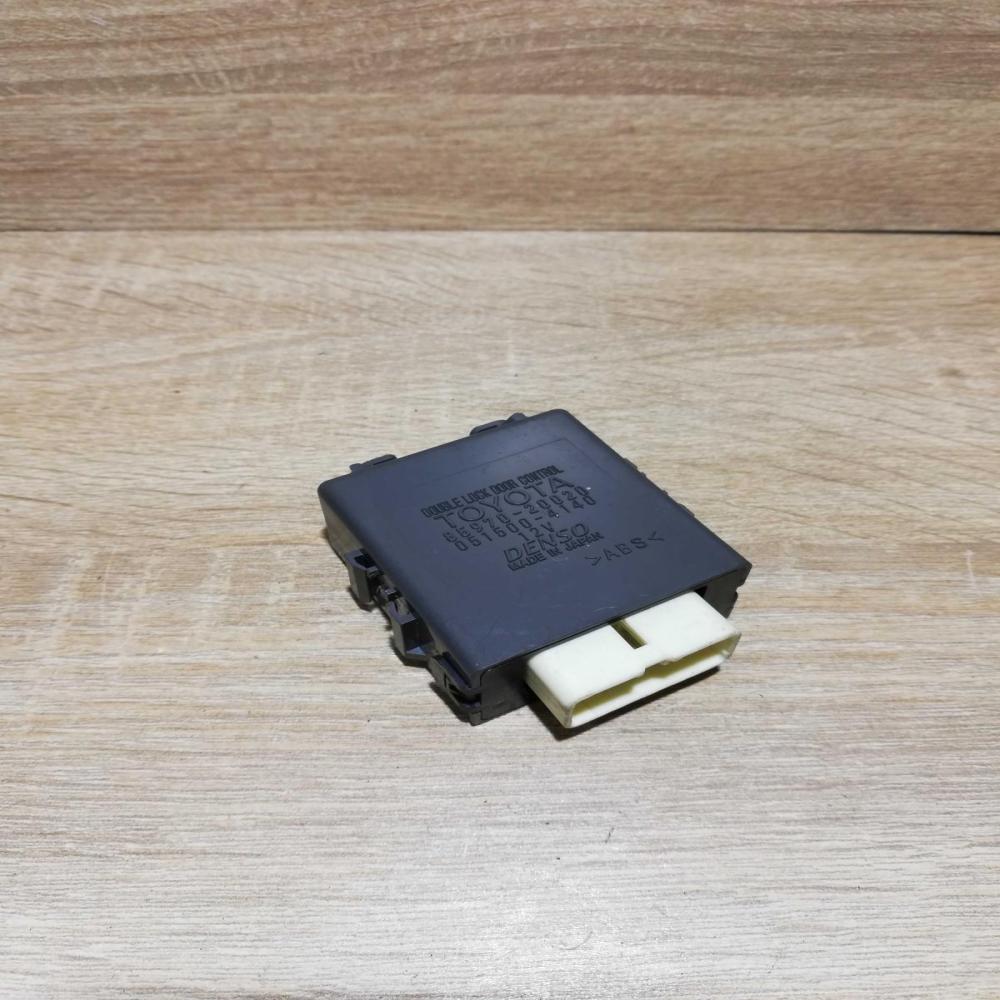 85970 20020   Door control unit/module Toyota Avensis T270