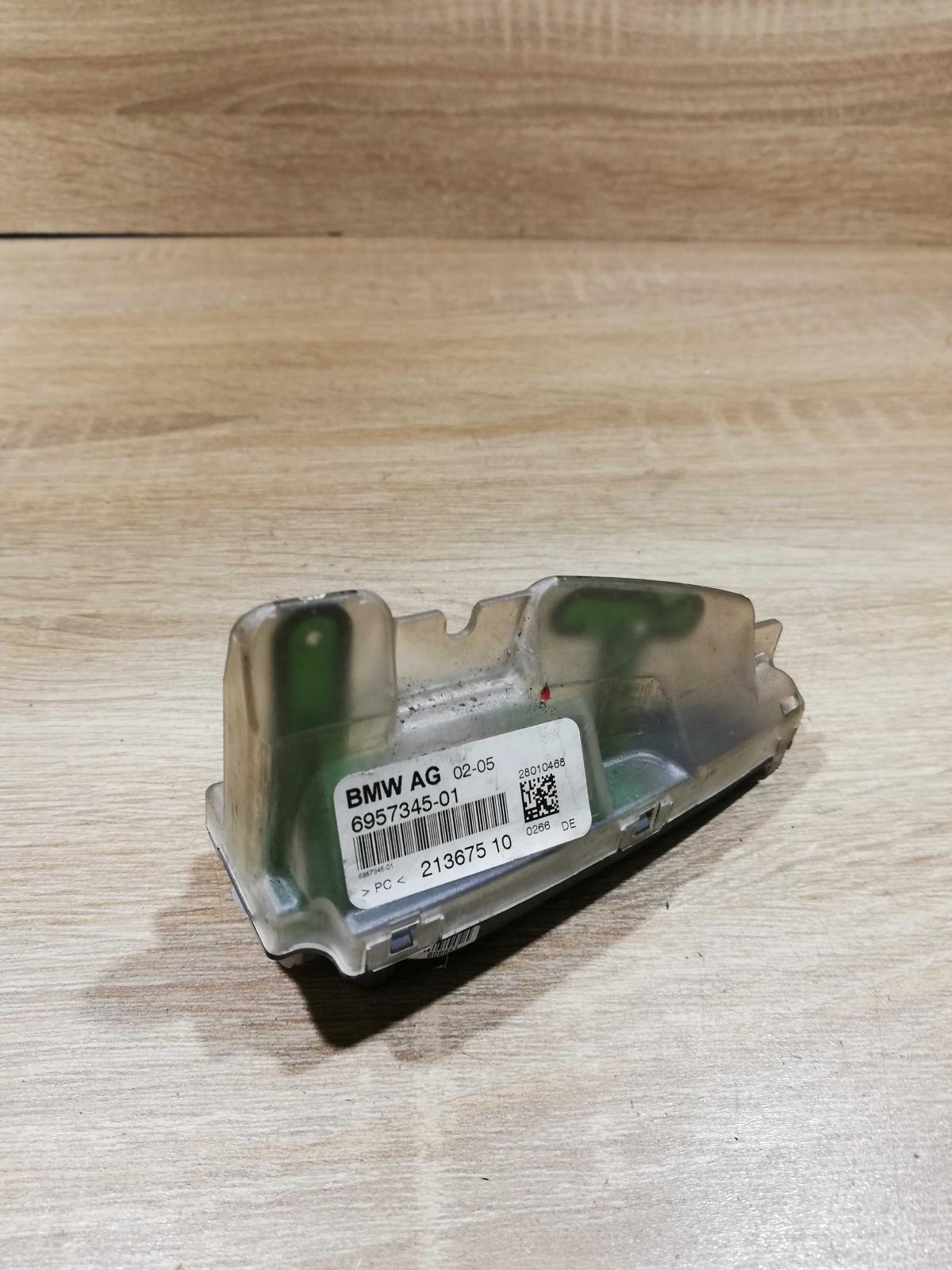 6957345   Aerial antenna amplifier BMW 5 E60 E61