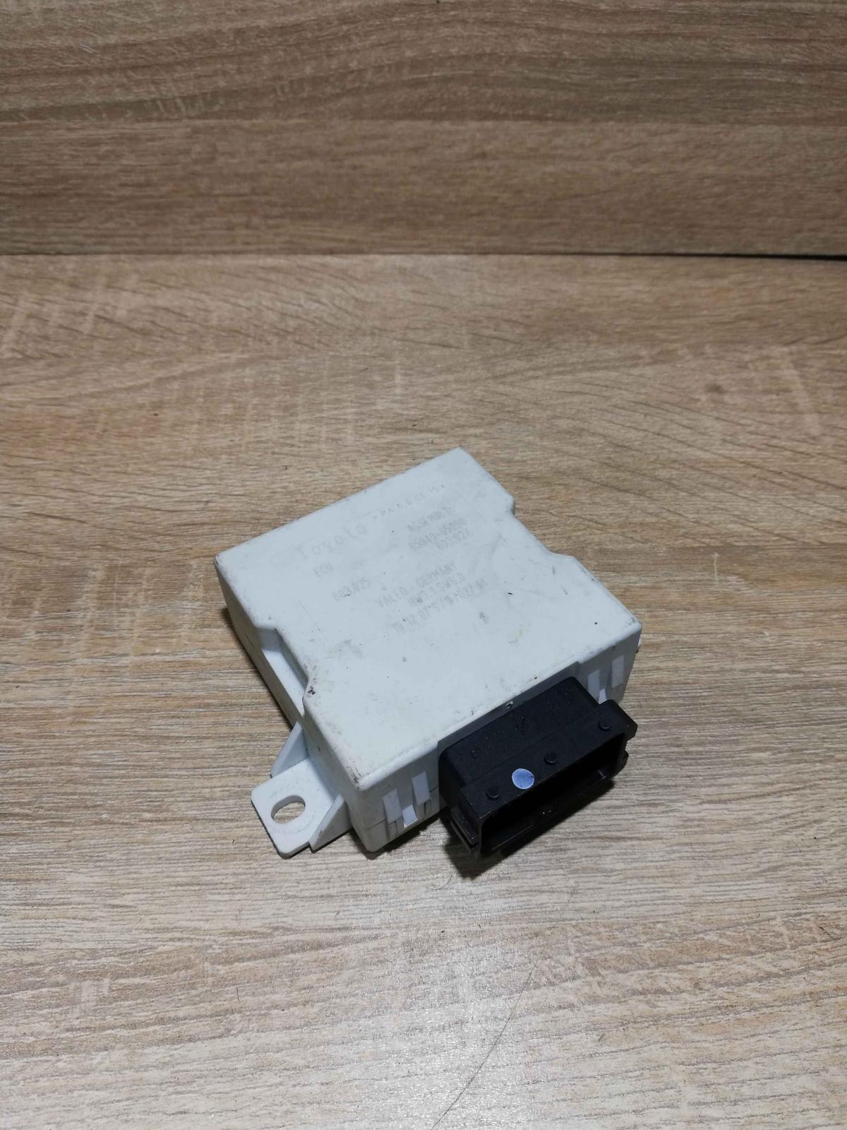85940 05050   Window wiper relay Toyota Avensis T250