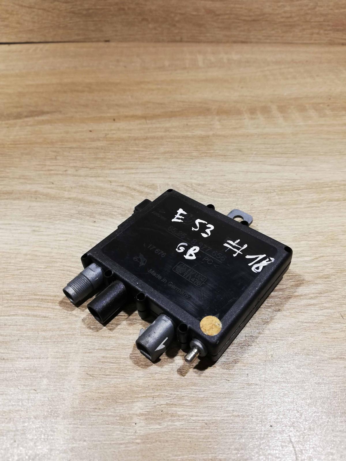 8377656   Aerial antenna amplifier BMW X5 E53