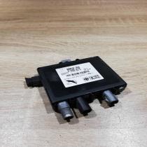 6906070   Aerial antenna amplifier BMW X5 E53