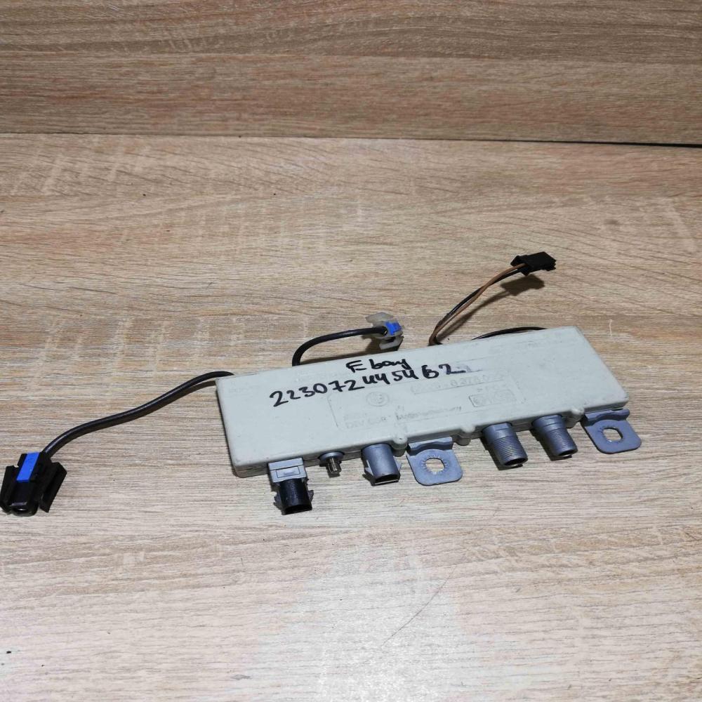 8378090   Aerial antenna amplifier BMW 7 E38