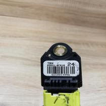 89831 0f010   Airbag deployment crash/impact sensor Toyota Verso