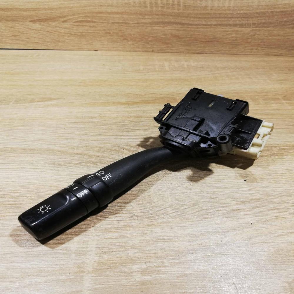 84140 05110   Indicator stalk Toyota Corolla Verso E121