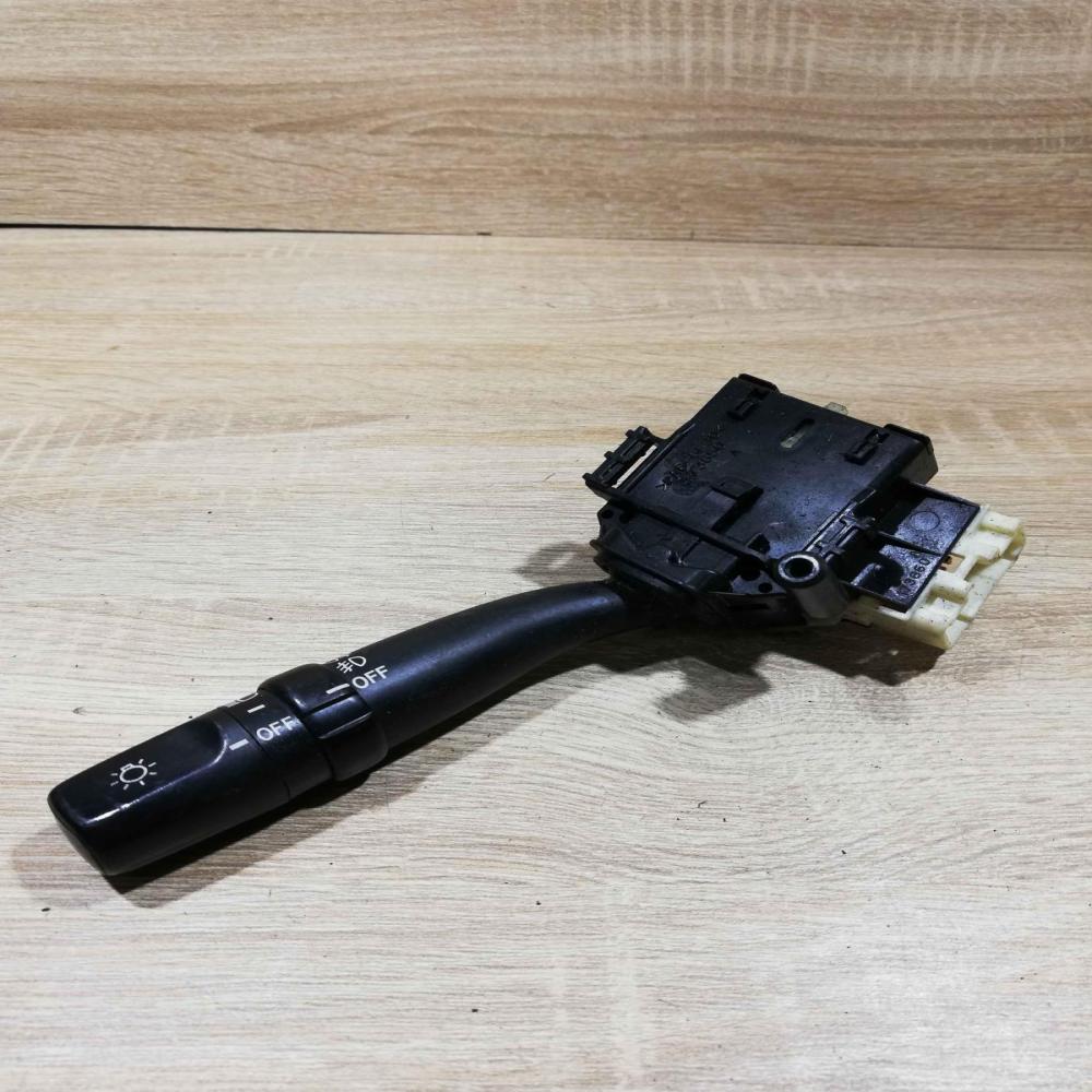 84140 20700   Indicator stalk Toyota Avensis T250