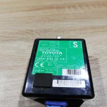 89740 02010   Door control unit/module Toyota Auris 150