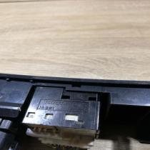 183575 Mirror  Wing mirror switch Toyota Avensis T250