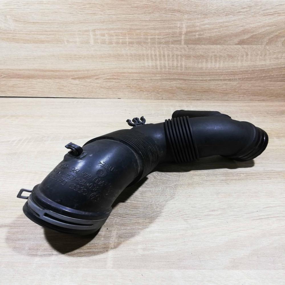 3c0129654m   Air intake hose/pipe Volkswagen Golf Plus