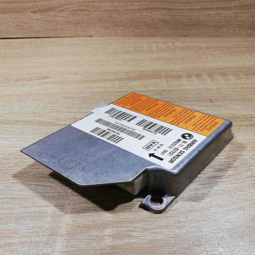 8372521   Airbag control unit/module BMW 5 E39